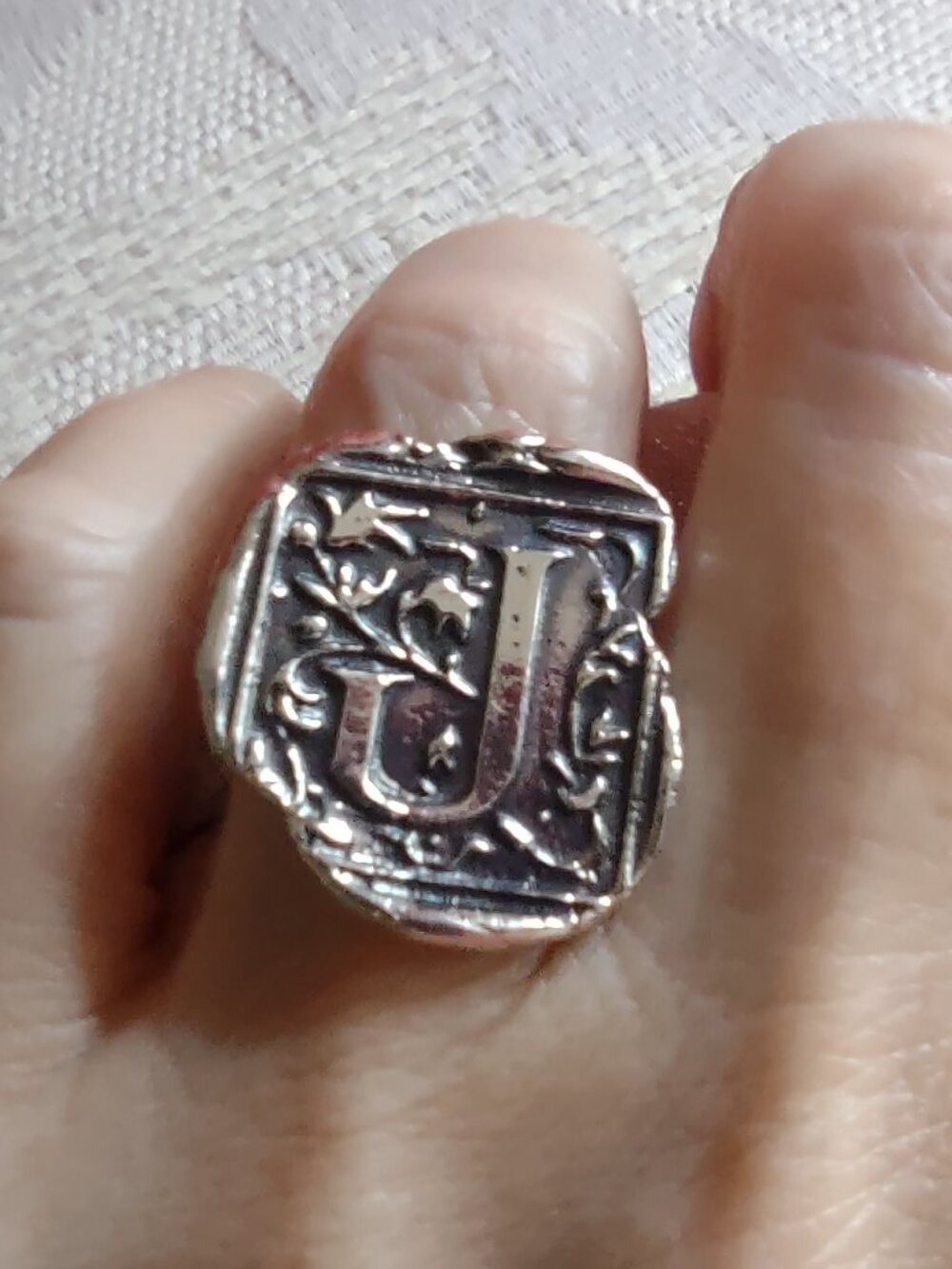 Waxing Poetic Sterling Silver Initial J ring size 5